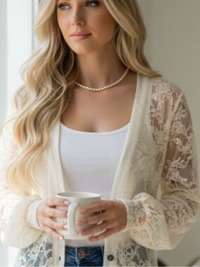 Ginger G Women's Lace Cardigan in Cream